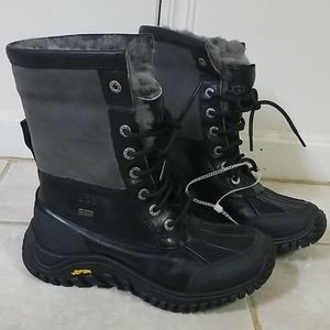 Ugg Snow Boots NWOT